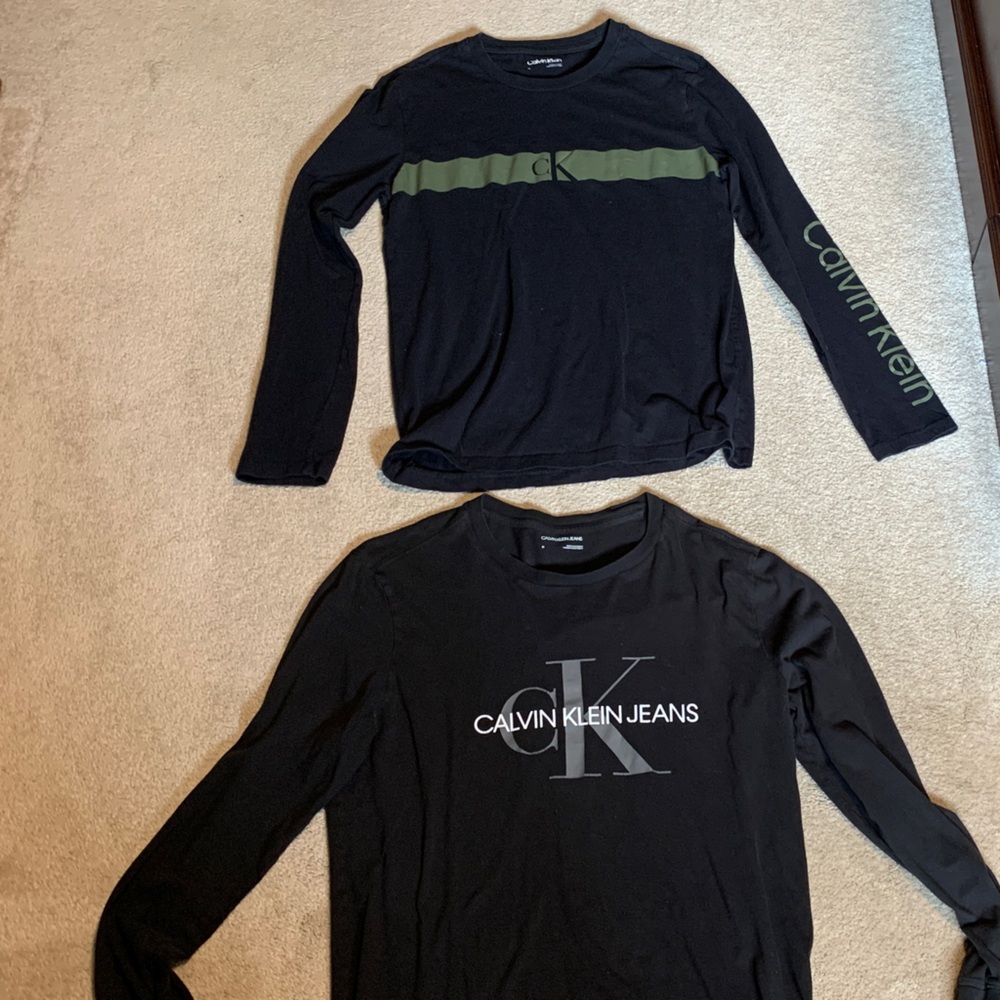 Calvin Klein Jeans Black Long Sleeve Logo Sweatshirts with Olive Accent Lot of 2